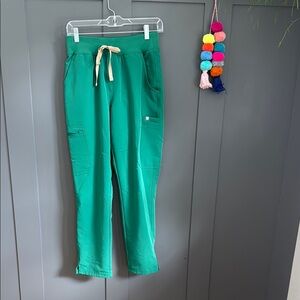 women's Indocyanine Green High Waisted Yola - Petite Skinny Scrub Pant- S Petite